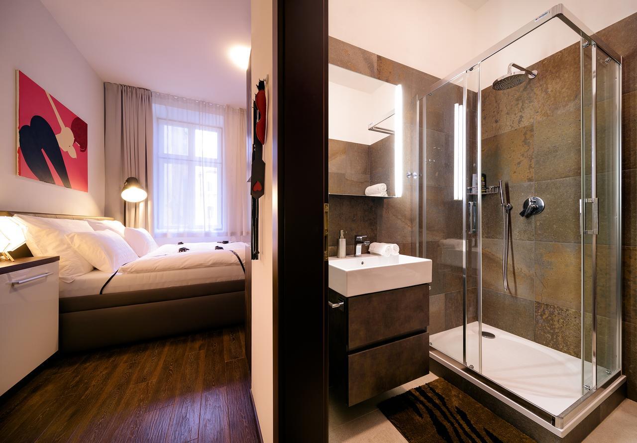 Fifty Shades Of Gray Studio, City Center Hradec Kralove Bagian luar foto